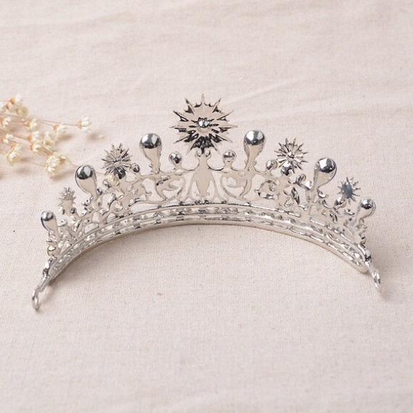 Sapphire Quinceanera Tiara main image 5